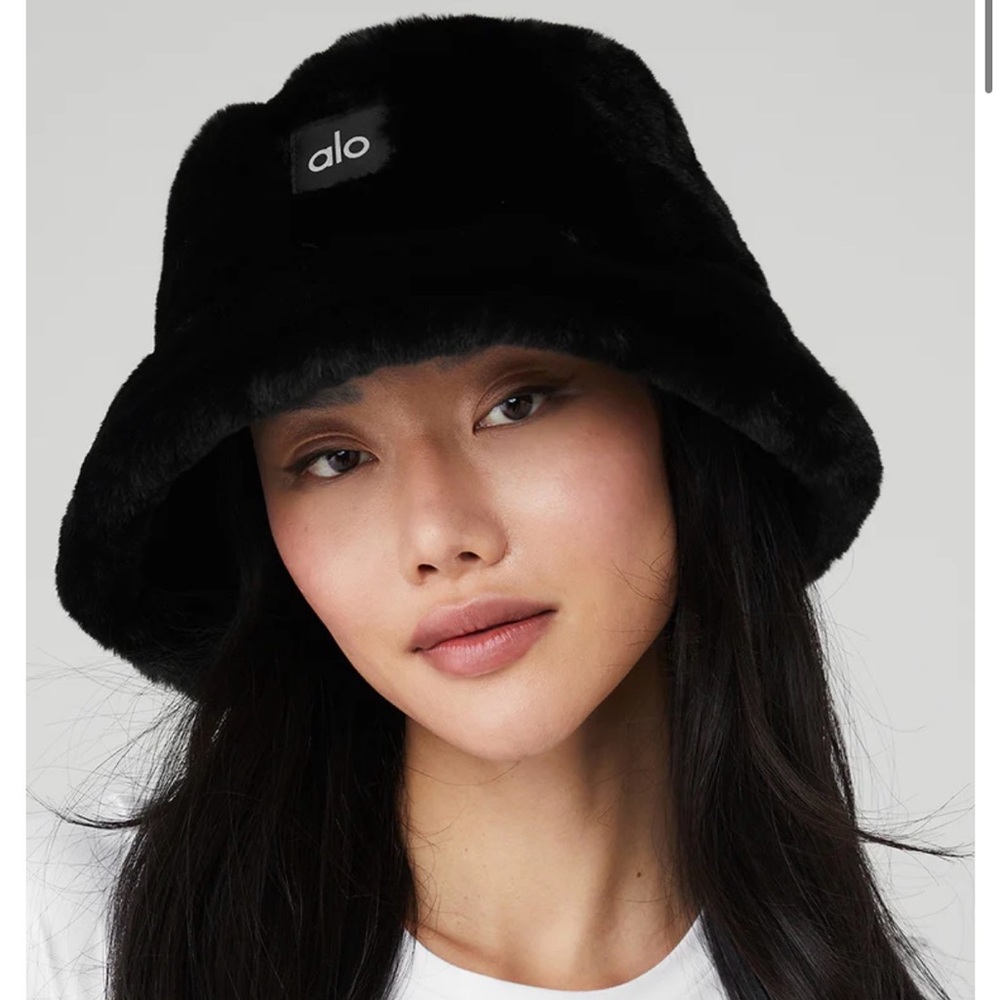 ALO Yoga Black Faux Fur Bucket Hat with Logo Patch